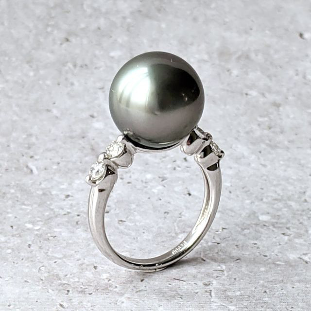 黒蝶真珠リング 13mm ダイヤモンド0.35ct / Pt900 Black South Sea Pearl Ring