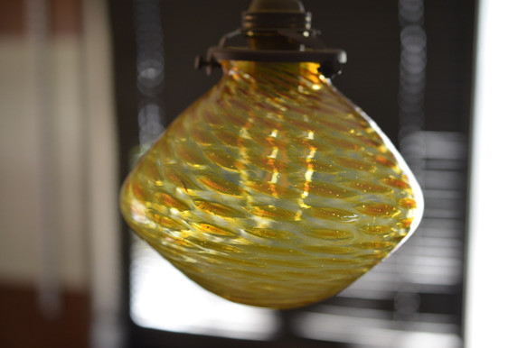 イエローオレンジのランプ 7枚目の画像