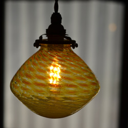 イエローオレンジのランプ 1枚目の画像