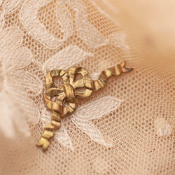 フランス製メタルパーツ Noeud ruban  30✕14mm K2_W11759_1 2枚目の画像