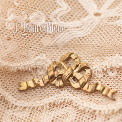 フランス製メタルパーツ Noeud ruban  30✕14mm K2_W11759_1 1枚目の画像