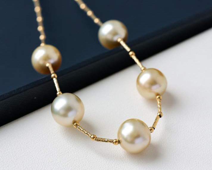 ルミナ 10-11mm 天然南洋ゴールドビーズネックレス 18Kゴールド 調節可能なデザイン 明るい光沢 エレガント 普段使い