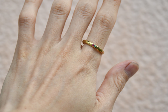 並ぶ古色と光～エメラルド・ピンクスピネル～ 9枚目の画像