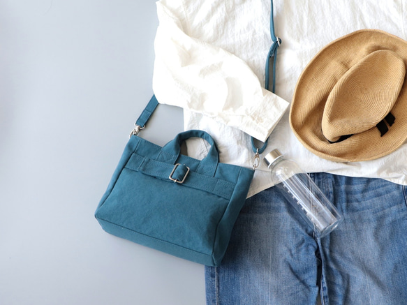 バックルミニトート＊コンパクトなサイズ感＊2way仕様（深青） 1枚目の画像