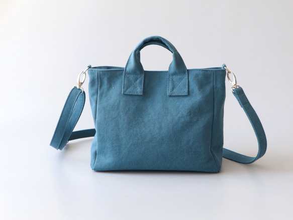 バックルミニトート＊コンパクトなサイズ感＊2way仕様（深青） 5枚目の画像