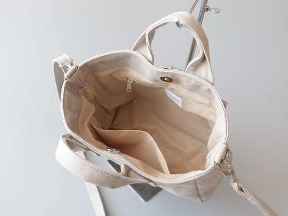 バックルミニトート＊コンパクトなサイズ感＊2way仕様（深青） 7枚目の画像