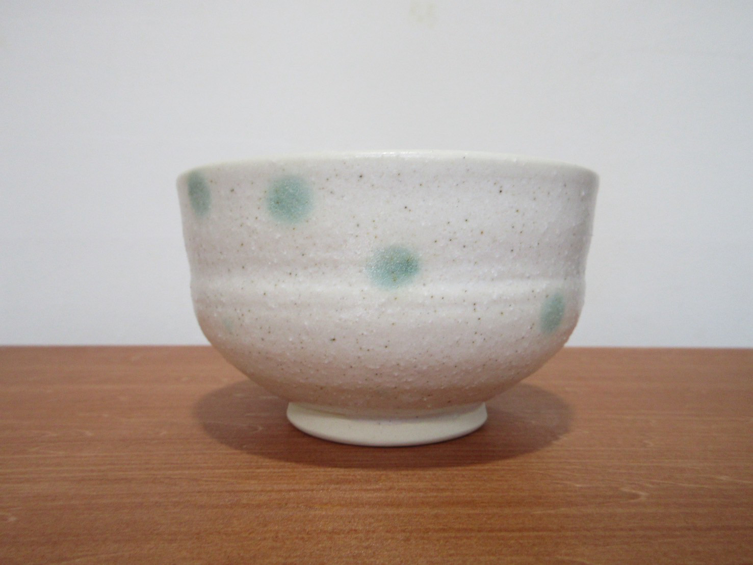 京都の陶器    志乃織部抹茶碗