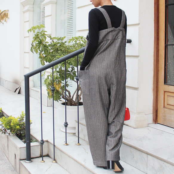 秋の新作◉ フリーサイズのペインターサロペット　ヘリンボーン 1枚目の画像