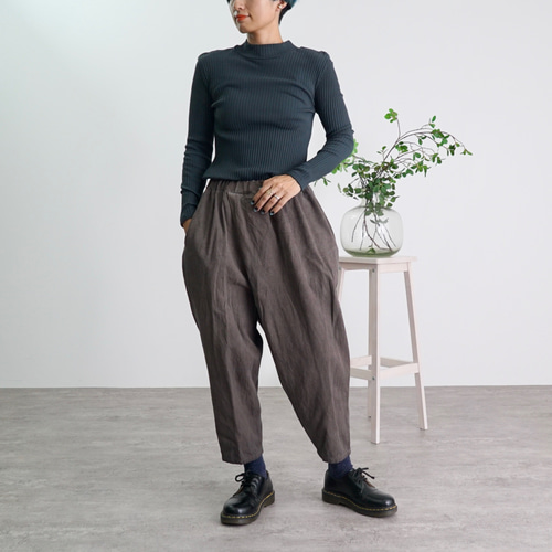 ペグトップタックパンツ/ヘリンボーン/グレー ロングパンツ UZUiRO