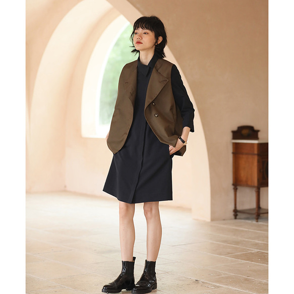 上品なネイビーが肌を明るく見せる、斜めに流れるフロントが印象的なシャツワンピース。#776 15枚目の画像