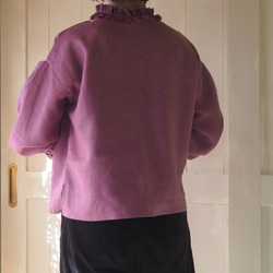 　【予約販売】ローズピンク　フリルハイネックブラウス 4枚目の画像