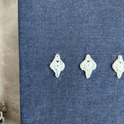 ✦小さなしあわせ✦ちょこっと手編みモチーフ×リネンのブックカバー　文庫本サイズ  no.4 7枚目の画像