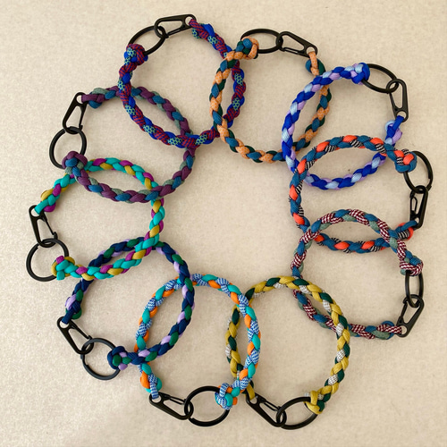 ハンドストラップ｜カラーオーダー ｜アウトドア｜スマホストラップ