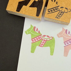 重ね捺しダーラナホース 2枚目の画像