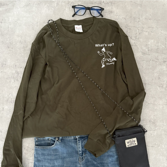 秋の新作【名前可】ワンポイントWhat's up? 長袖Tシャツ 選べるファミリーデザイン 2枚目の画像