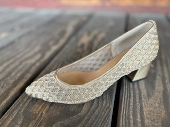 2025新作生地限定オリジナルメイドインジャパンパンプス 2枚目の画像