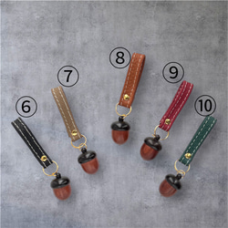 本革　どんぐりキーホルダー　自転車 車キーリング　薬ケース　ピルケース　牛革 4枚目の画像