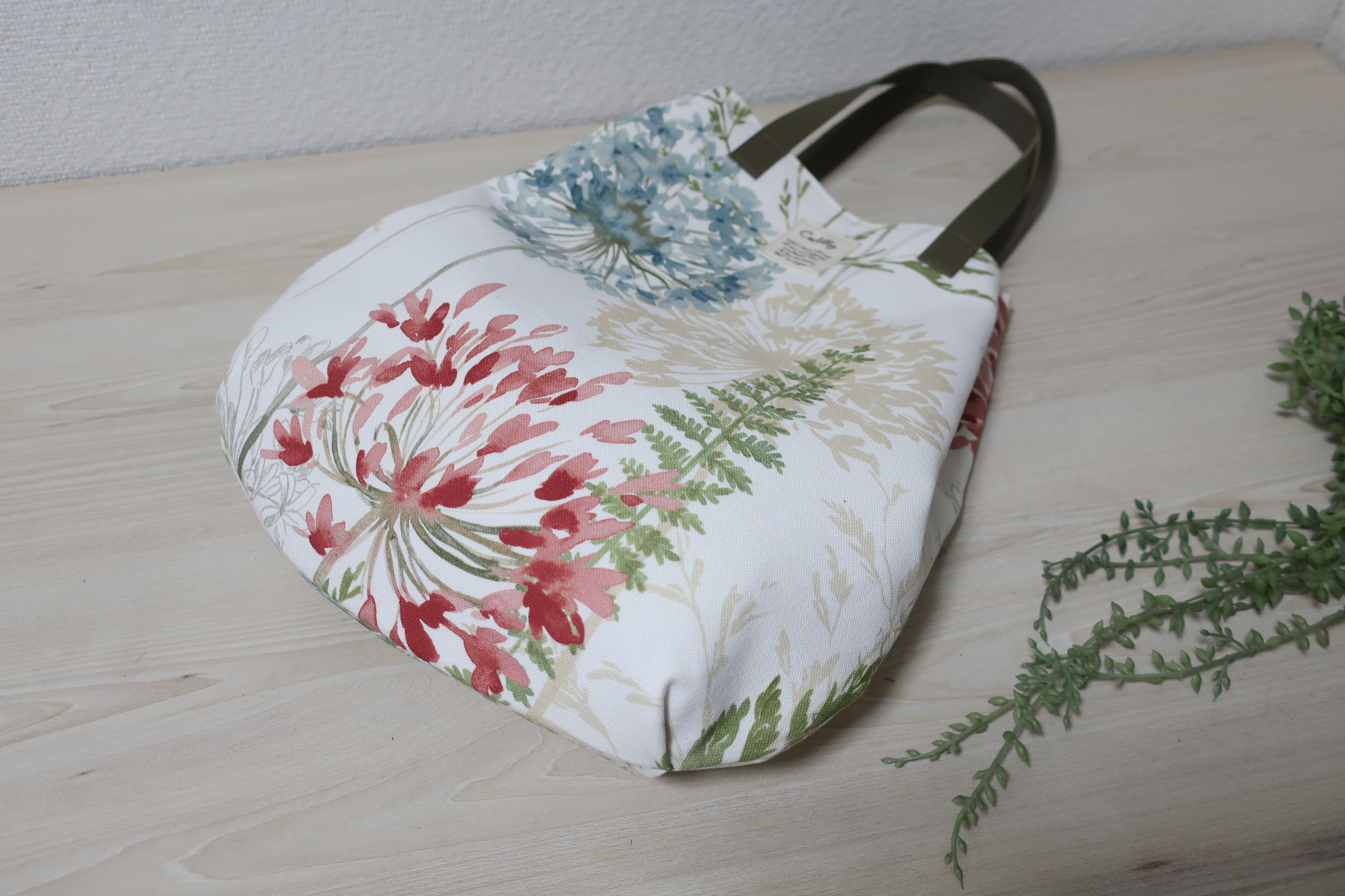 イギリス花柄コットントートバック 4,680円