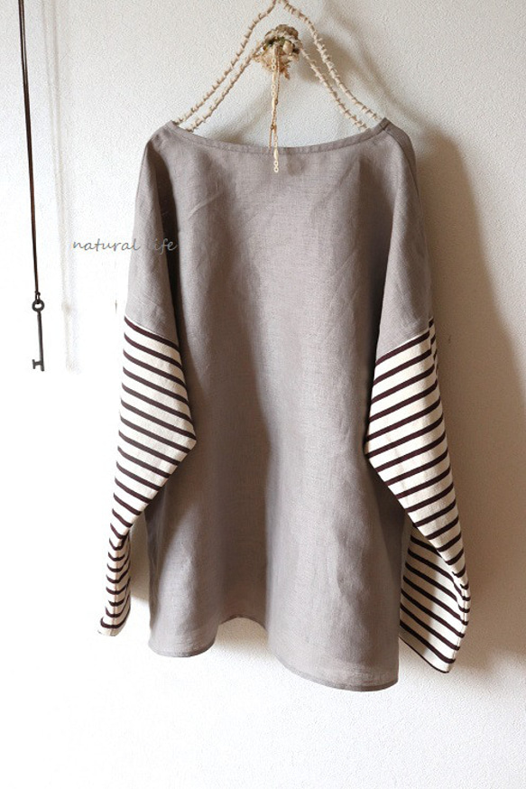 １点のみ♥リネン×ボーダニット袖のプルオーバー（グレージュ） 5枚目の画像