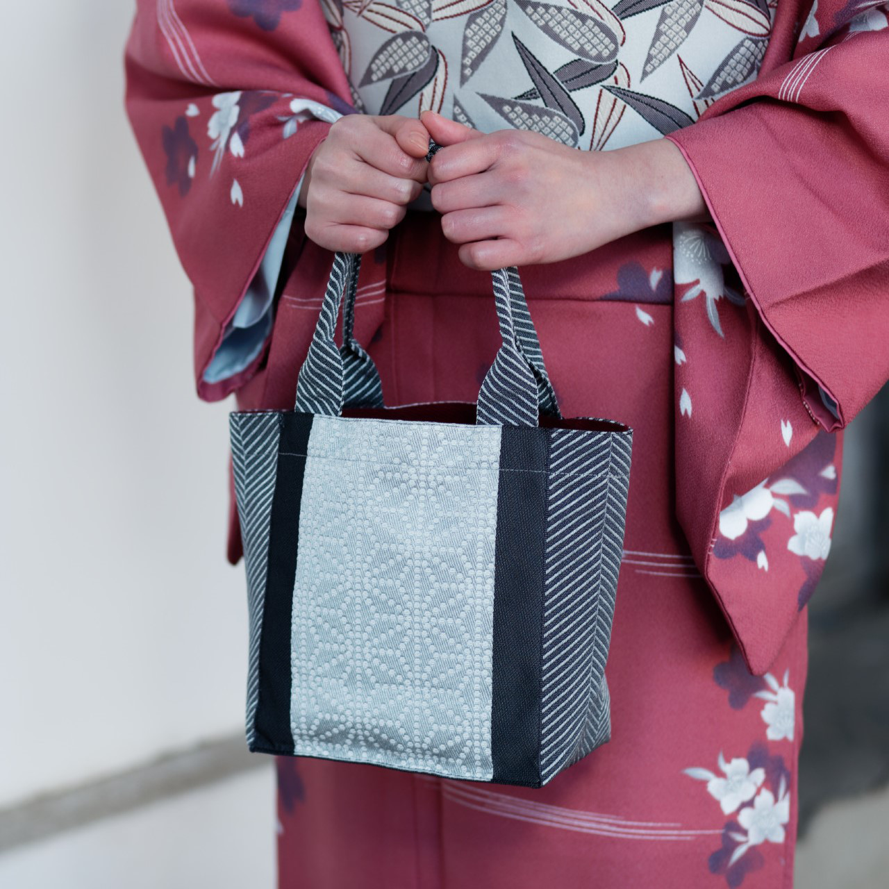 緒琵　ミニトートバッグ