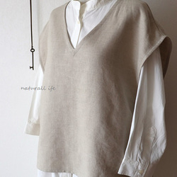 リネンの深Vネックboxベスト（生成り） 5枚目の画像