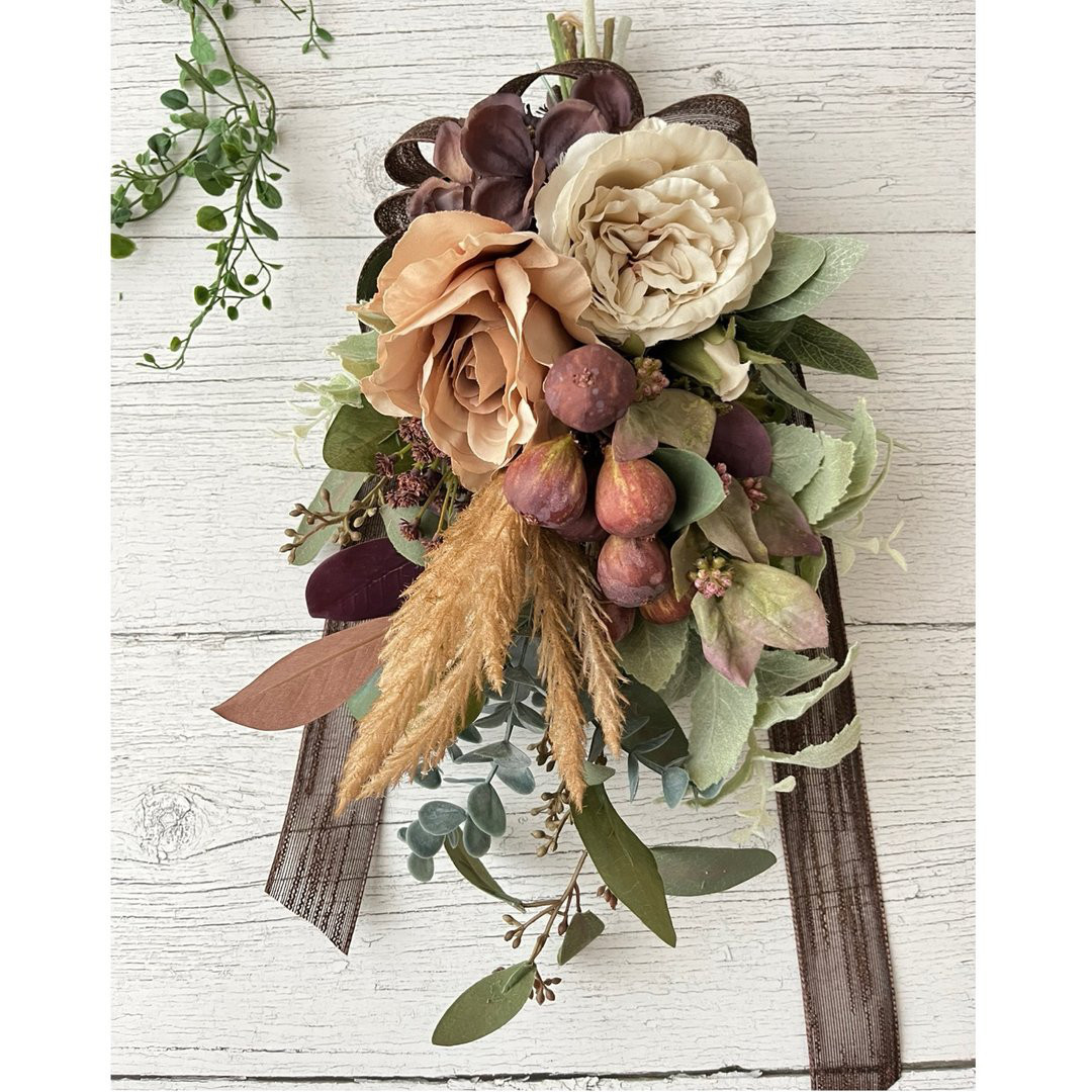 秋色スワッグ　アーティフィシャルフラワー　造花　ブラウン　ローズ　ユーカリ　アジサイ　シック　上品　おしゃれ　ギフト