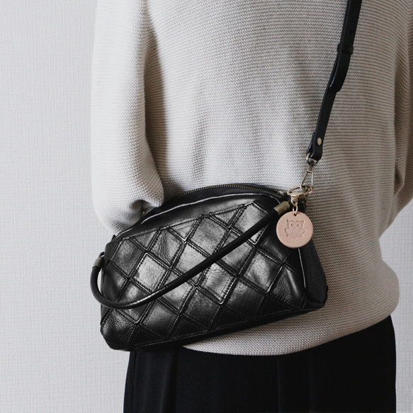 2wayレザーショルダーバッグ斜め掛け大人カジュアルバッグ　出会いバッグ ブラック 9枚目の画像