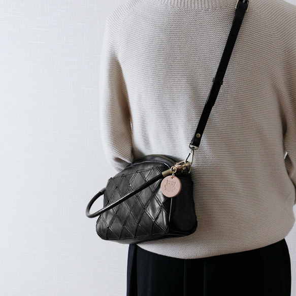 2wayレザーショルダーバッグ斜め掛け大人カジュアルバッグ　出会いバッグ ブラック 10枚目の画像