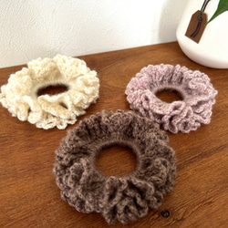 ハンドメイドシュシュM-4053♡花柄×ブラウンモカジョーゼット♡ ハンドメイドシュシュM-4053♡花柄×ブラウンモカジョーゼット