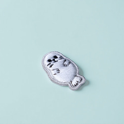 ぷっくりしてカワイイ！　アザラシ刺しゅう ワッペン（接着剤なし）8枚セット 3枚目の画像