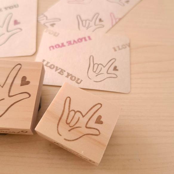 【世界共通　手話】 アイラブユー　ILoveYou　スタンプ　選べる3サイズ　はんこ　ハンドサイン 4枚目の画像