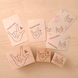 【世界共通　手話】 アイラブユー　ILoveYou　スタンプ　選べる3サイズ　はんこ　ハンドサイン 1枚目の画像