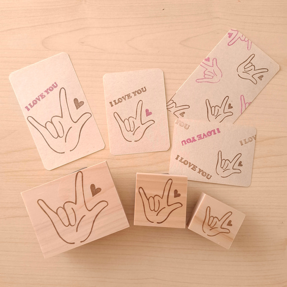 【世界共通　手話】 アイラブユー　ILoveYou　スタンプ　選べる3サイズ　はんこ　ハンドサイン 1枚目の画像