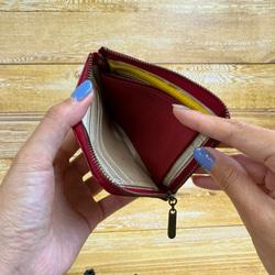 薄マチで使いやすい 本革 ハーフ財布 ヴィンテージ レッド 8枚目の画像