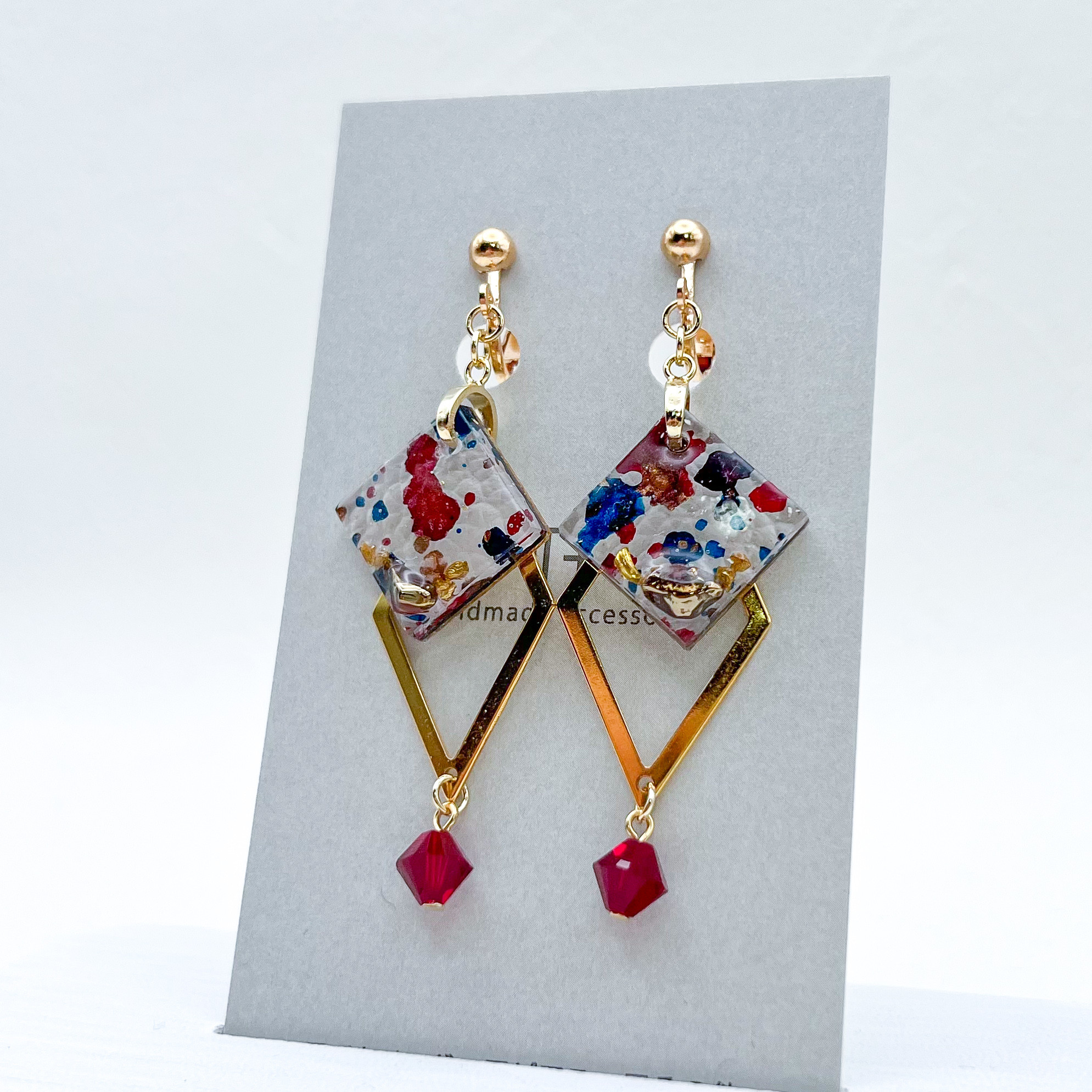 秋冬カラー「autumnトリコロール」イヤリングorピアス　赤、青、茶色　CHACYレザーインクアート