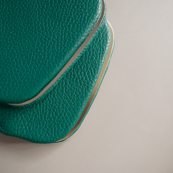 薄さが嬉しい！ミニマムな「スナップウォレット・M」アボカド 6枚目の画像