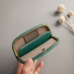 薄さが嬉しい！ミニマムな「スナップウォレット・M」アボカド 4枚目の画像