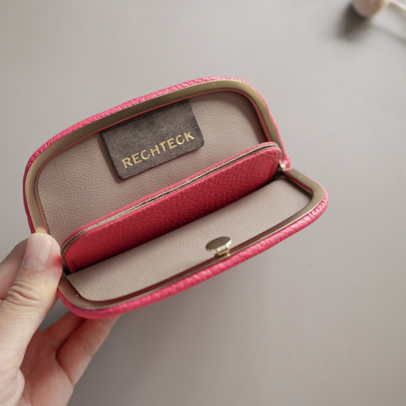 薄さが嬉しい！ミニマムな「スナップウォレット・M」フーシャピンク 4枚目の画像