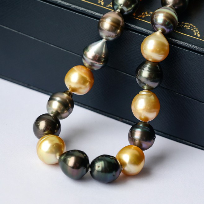 ルミナ 8-11mm 南洋ゴールドビーズとタヒチ黒真珠ネックレス 925シルバー ミックスカラーデザイン 海水真珠ペアリング し