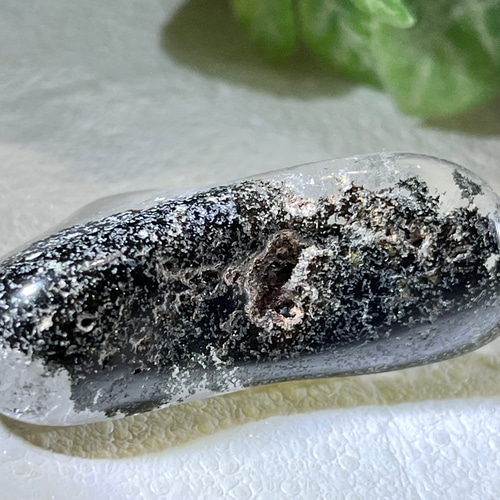 ガーデンクォーツ タンブル 苔入り水晶 クリスタル 原石 握り石 天然石