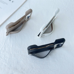 バンド付き iphone 17 16 15 14 13 12 ケース カード収納 カラビナ付き 落下防止 スマホカバー 3枚目の画像