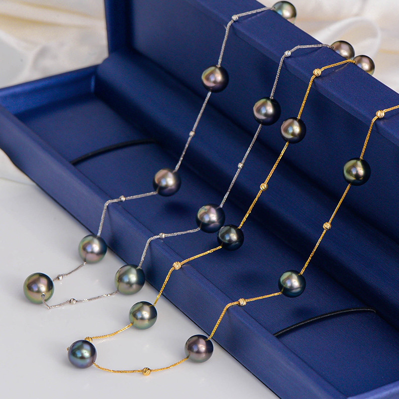 ルミナ9-10mmタヒチアンブラックパールネックレスと18Kゴールドカスミソウの鎖骨チェーン。ロマンチックで用途が広く、アレルギ