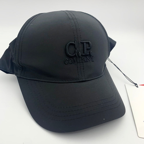 C.P. COMPANY キャップ ゴーグル付き　cap 黒ブラック　サングラス C.P. Companyゴーグルキャップ サングラス付きキャップ メンズ 帽子