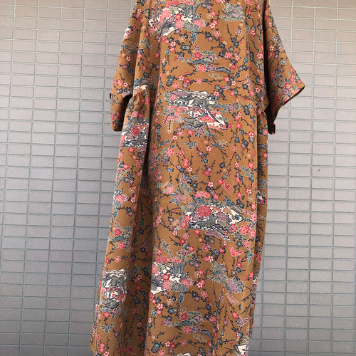 新品シルク★着物リメイク 和洋服 チュニック ワンピース  ちりめん 縁起柄 正絹シルク☆着物リメイク 和洋服 チュニック ワンピース 縁起柄
