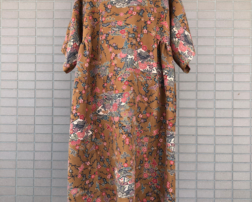 シルク★着物リメイク 和洋服 チュニック ワンピース   優しい 浜ちりめん Amazon.co.jp: 型紙いらずの着物リメイク チュニック＆ワンピース