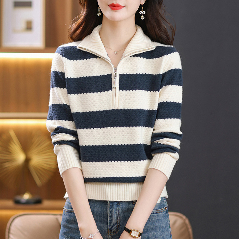 大きいサイズの婦人服半開きのジッパーの襟を開けてセーターを開きます女性の冬西洋の気のストライプのタートルネックの上着はゆ