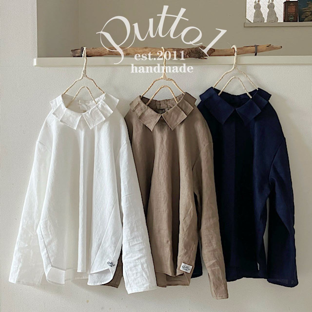 白は完売/選べる2色【受注生産】リネンタックカラーのプルオーバーブラウス・長袖