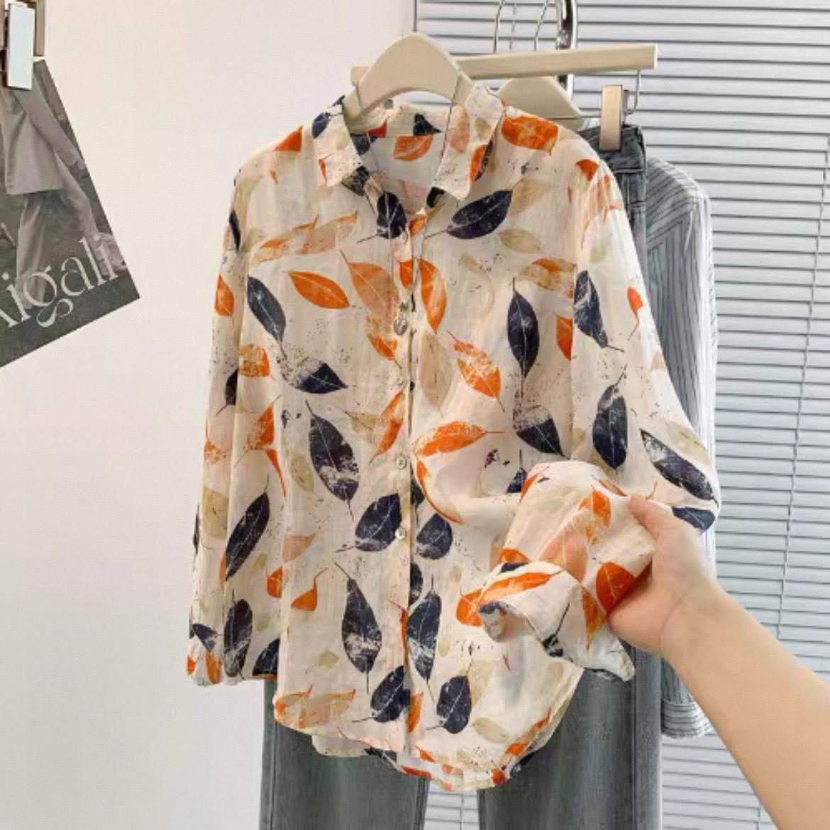 花柄トップス、秋のトップス、秋のシャツ、綿麻シャツ、綿麻トップス、長袖、大人カジュアルシャツ