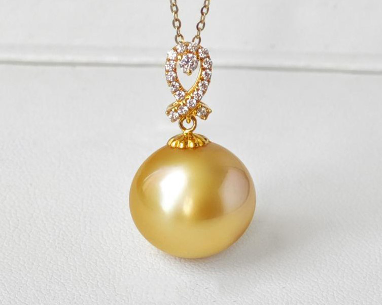 ルミナ 15-16mm 天然南洋ゴールドビーズペンダントネックレス 18Kゴールド ラージドラゴンパールデザイン 無染色 眩しい