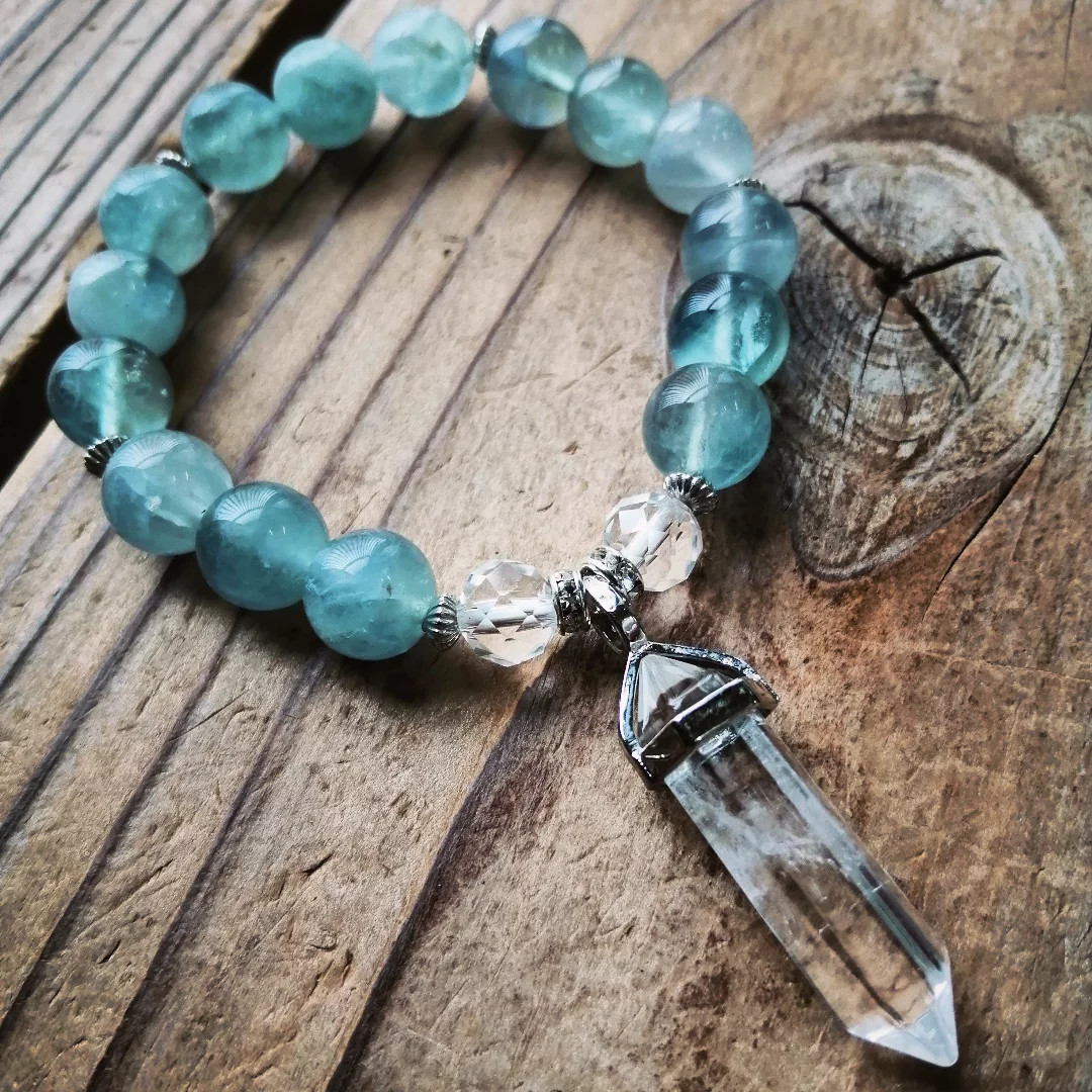 ◆水晶ポイント＆ブルーフローライトのブレスレット 9500円（送料無料） 水晶ポイント33×9mm